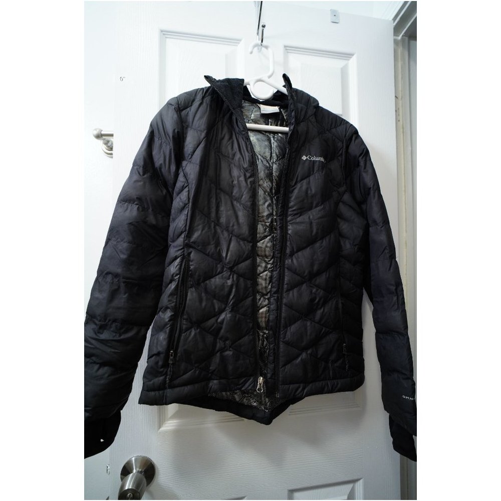 columbia womens puffy jacket with hood and omniheat silver lining